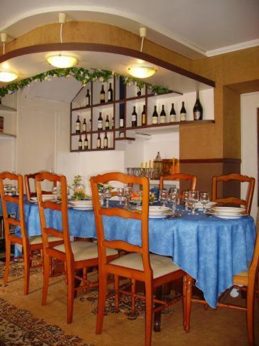 Hotel Restaurant Du Tourisme Latronquiere Exterior photo